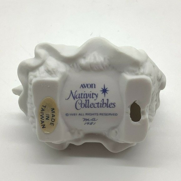 Avon Holy Family Nativity Collectibles - Picture 8 of 12